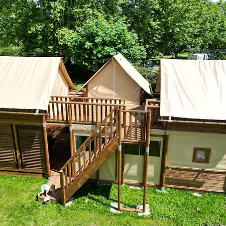 Camping De Thoissey *** Zewnętrze zdjęcie