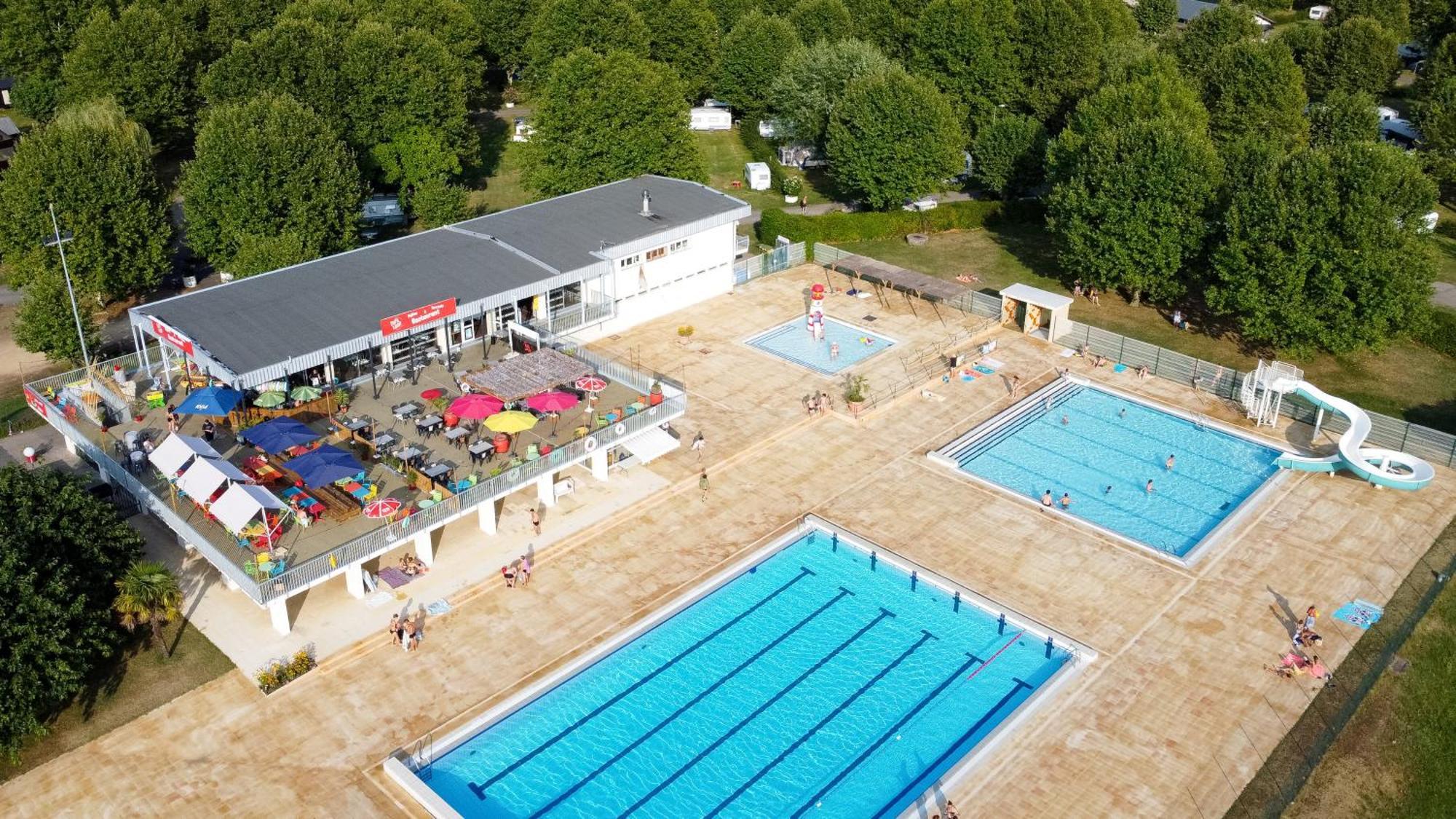 Camping De Thoissey *** Zewnętrze zdjęcie