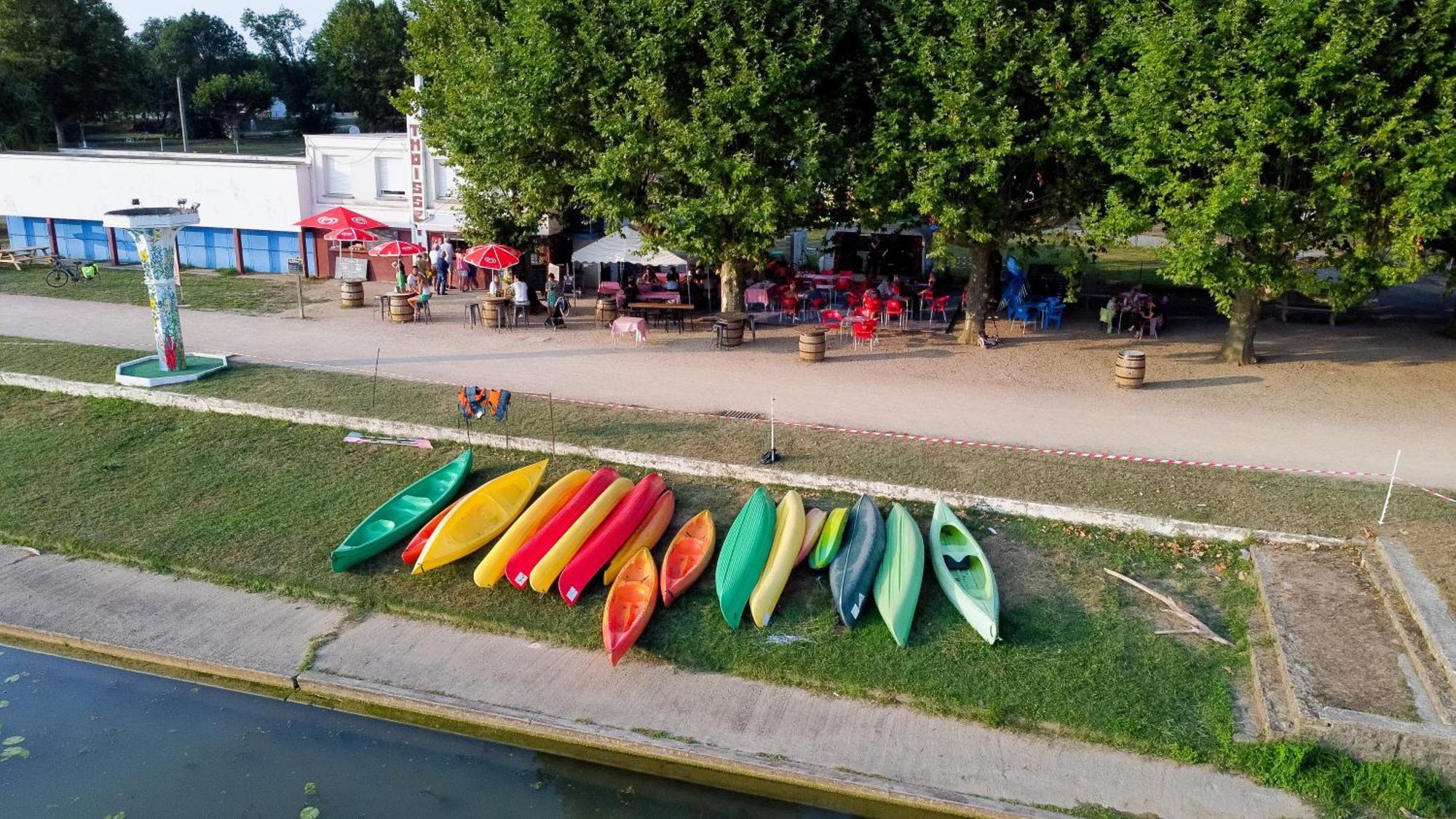 Camping De Thoissey *** Zewnętrze zdjęcie