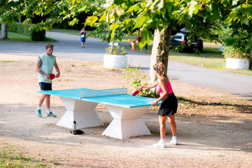 Camping De Thoissey *** Zewnętrze zdjęcie